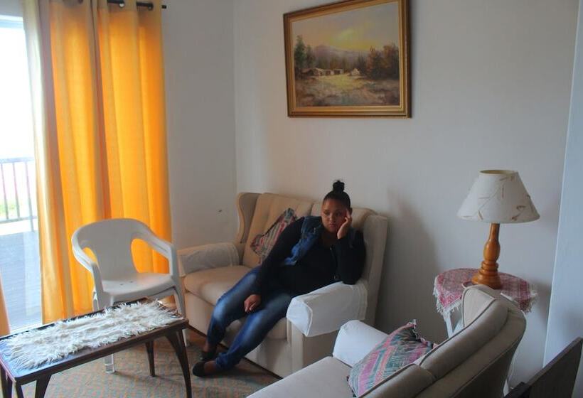 Sandpiper Guest Cottages