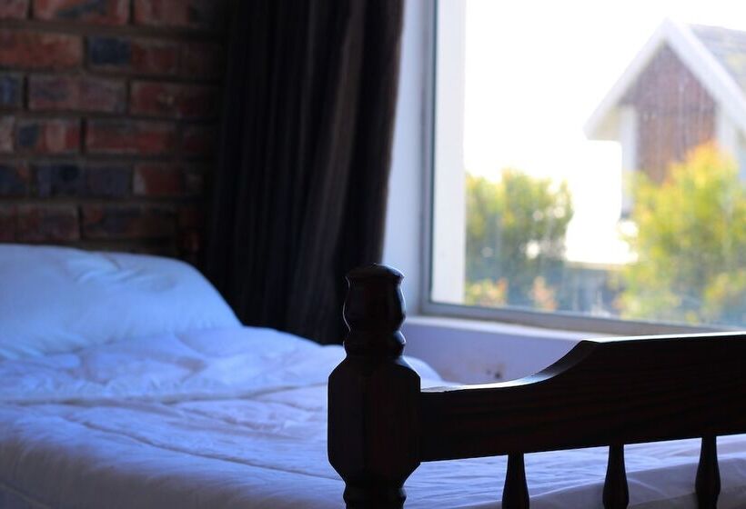 Sandpiper Guest Cottages