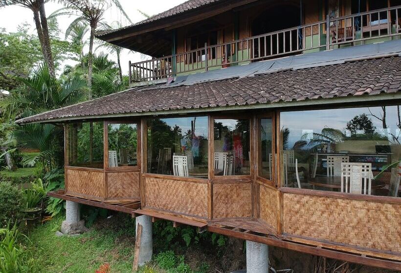 Bed and Breakfast Bali Mountain Retreat