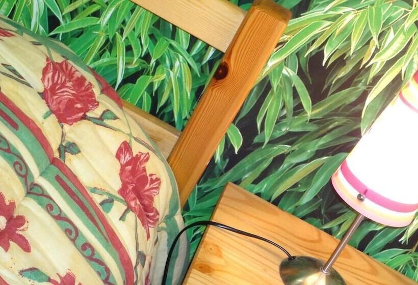 ベッドアンドブレックファースト Les Chemins Verts. Chambre D Hôtes
