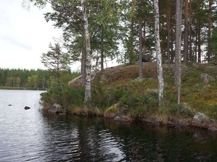 تختخواب و صبحانه Ulvsbomuren Vildmark & Lantliv