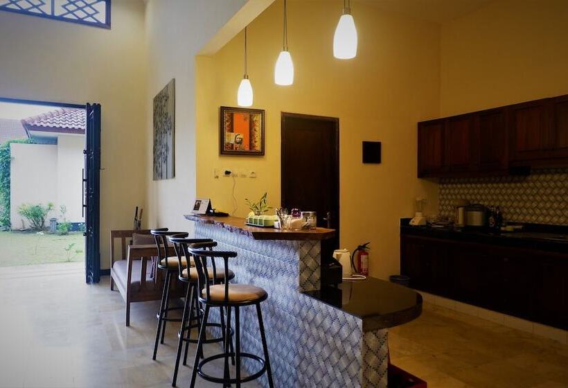 Bed and Breakfast Villa Kendi