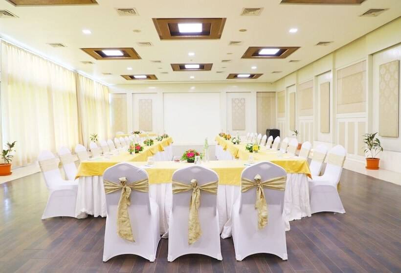 Boulevard9 Luxury Resort & Spa