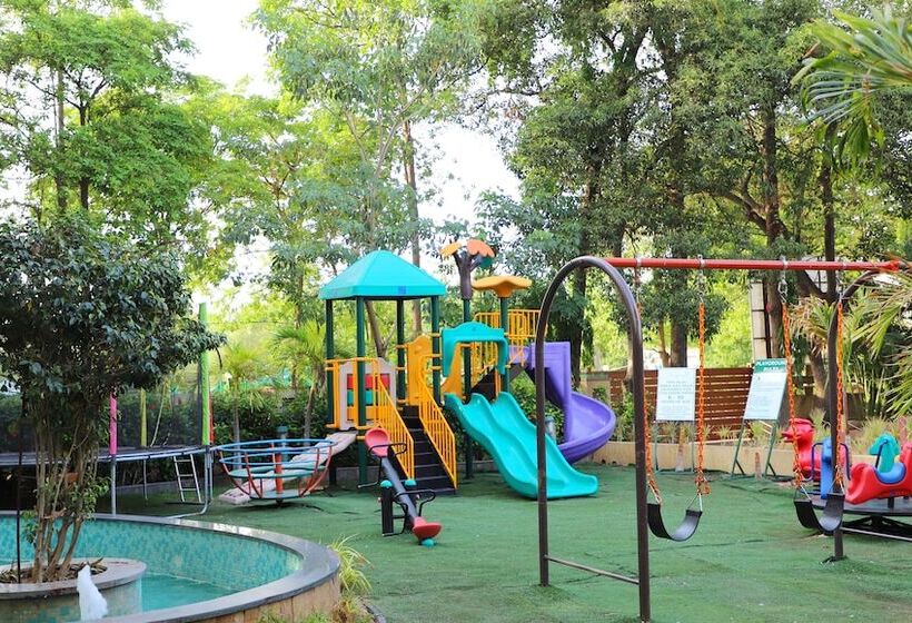 Boulevard9 Luxury Resort & Spa