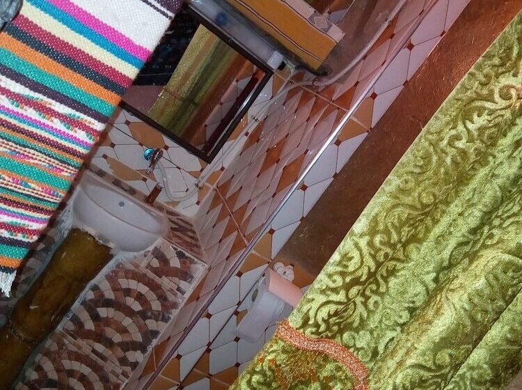 فندق فئة نجمة واحدة Auberge Amazigh