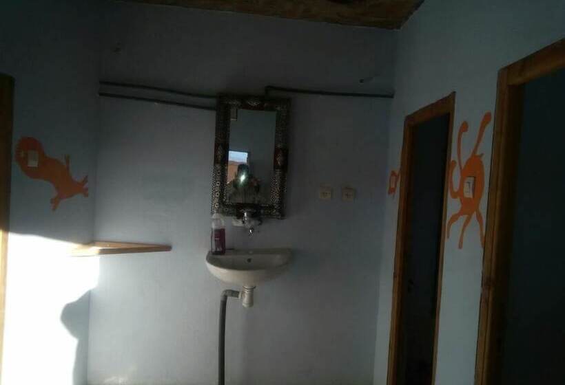 فندق فئة نجمة واحدة Auberge Amazigh
