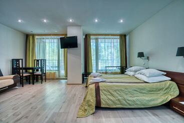 هتل Aurora Club Spa Resort
