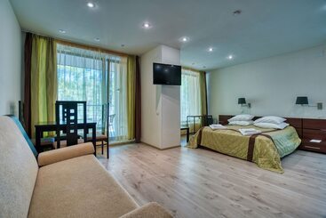 هتل Aurora Club Spa Resort