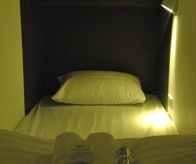 هتل Capsule Hostel Chiangkhan