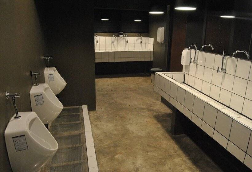 هتل Capsule Hostel Chiangkhan