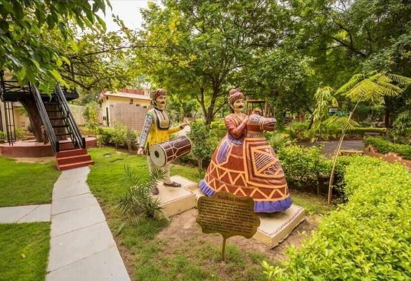 Отель Chouki Dhani Resort