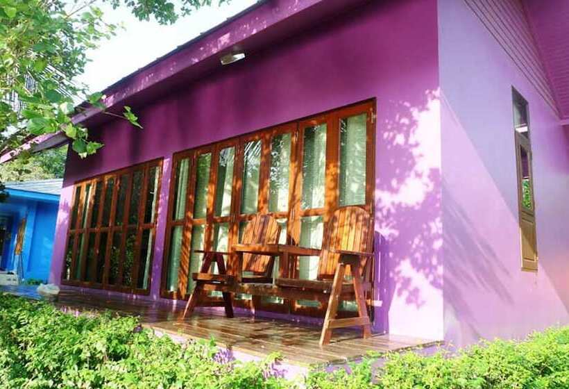 فندق Doembang Villa