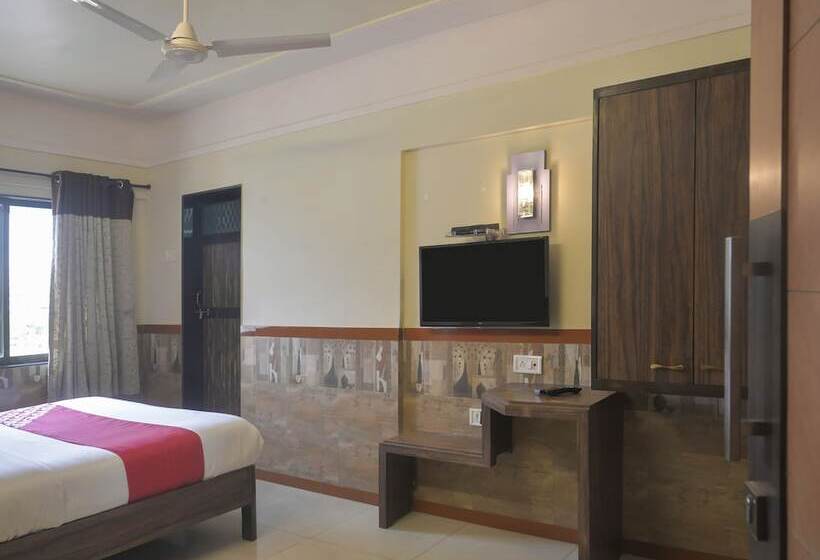 فندق Jaya Mahal By Oyo Rooms