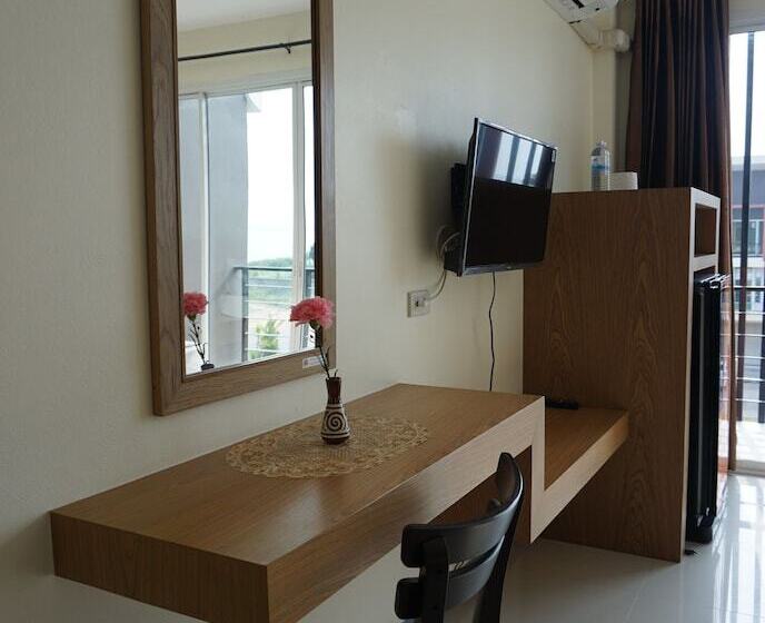 هتل Lew Residence