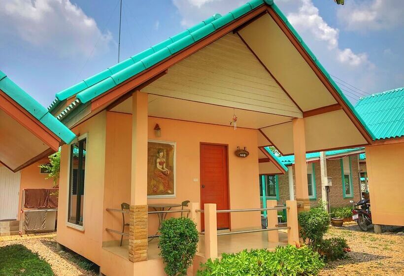 هتل Mourakot Resort