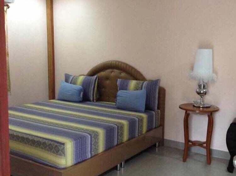 هتل Mourakot Resort