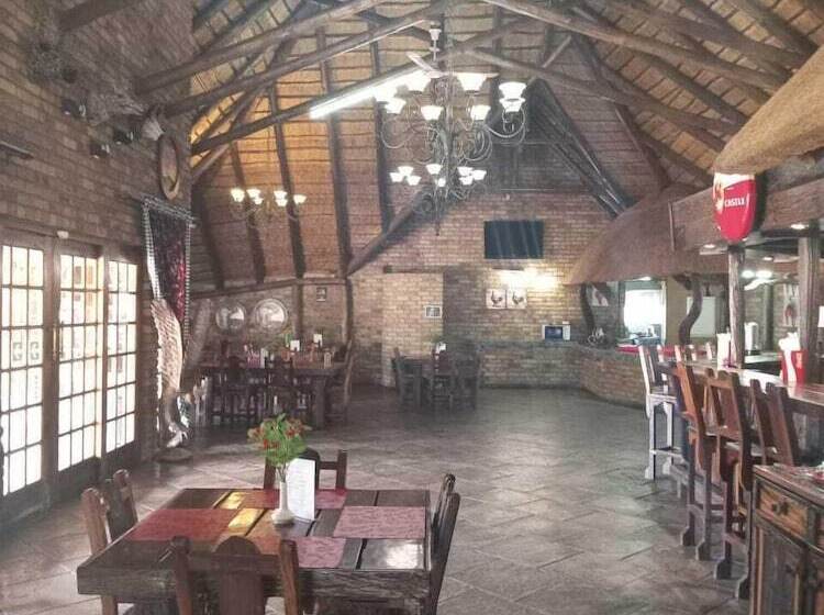 ホテル Pepe Piatto Lodge