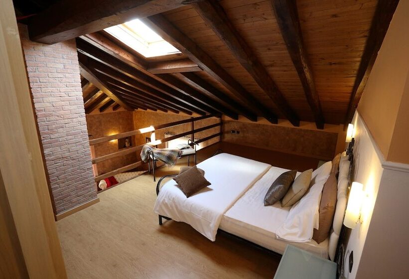 田舎風ホテル Agriturismo Creta Rossa