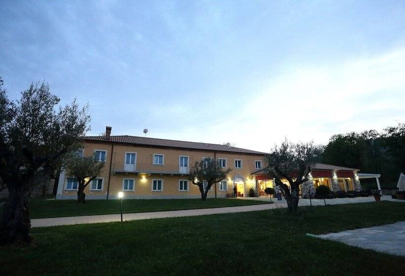 田舎風ホテル Agriturismo Creta Rossa
