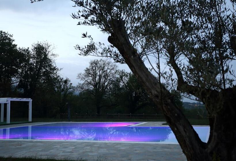 田舎風ホテル Agriturismo Creta Rossa