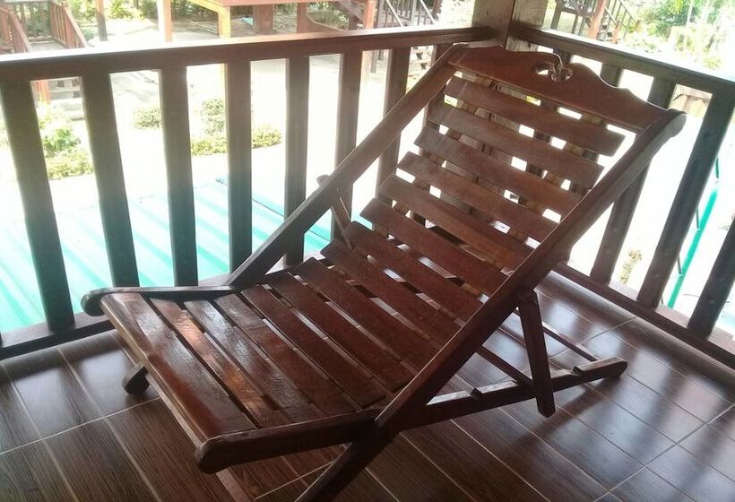هتل Sawatdee Resort