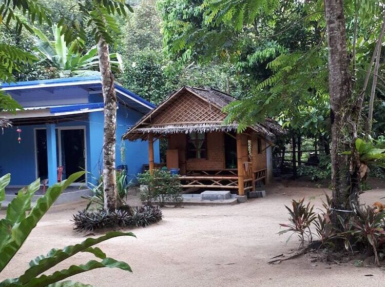 پانسیون Khanum Songpeenong