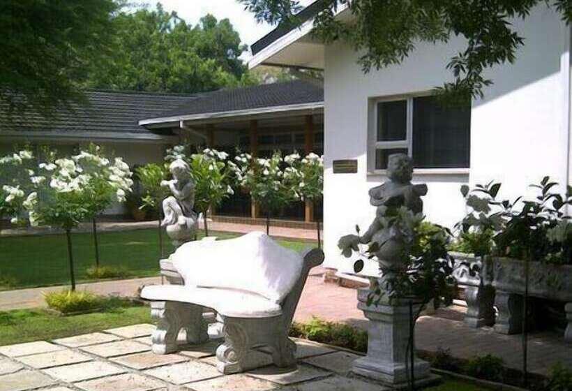 פנסיון Mantovani Guest Houses No 1 And 2