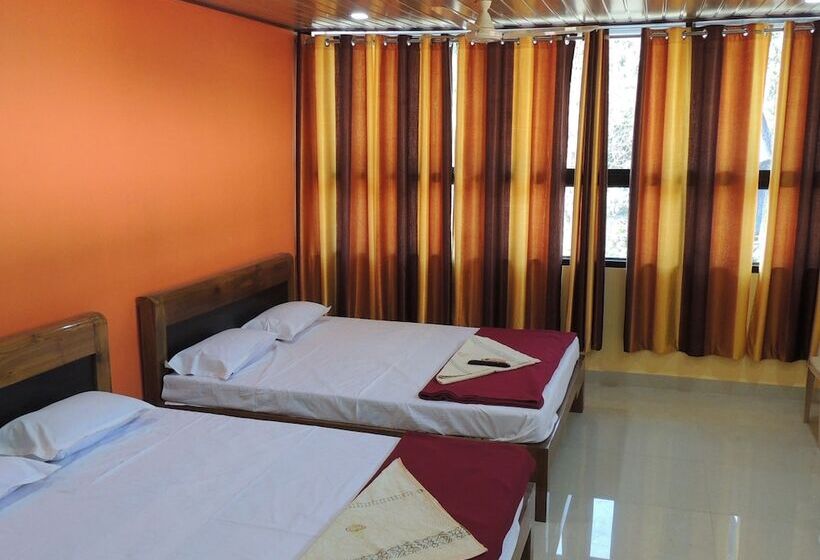 بنسيون Mysa   Dandeli Lodge