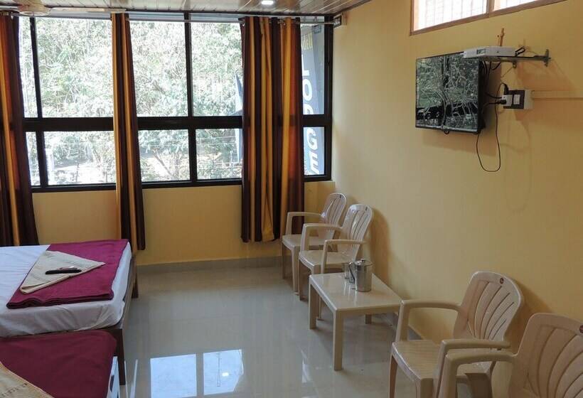 بنسيون Mysa   Dandeli Lodge