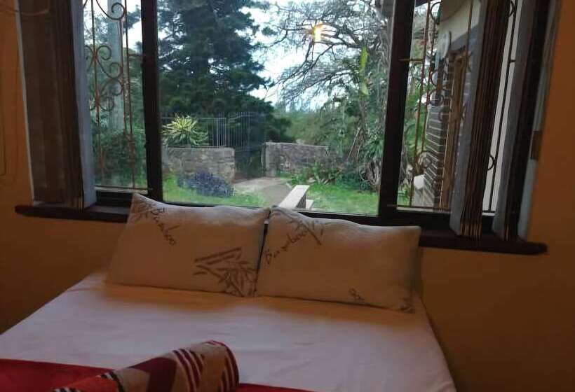Пансион Quadj Guesthouse