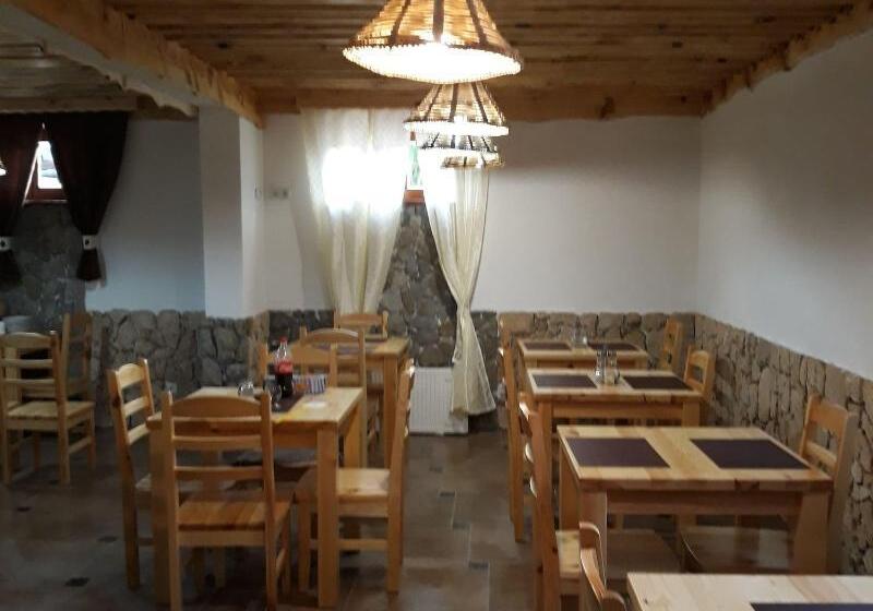 פנסיון Rustic Lodge Plitvice