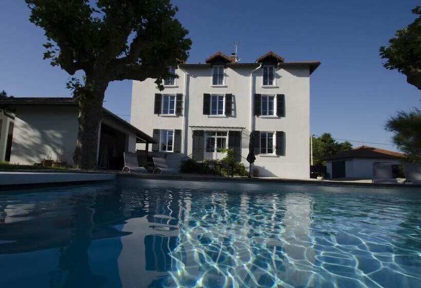 膳宿费 Villa La Maternite