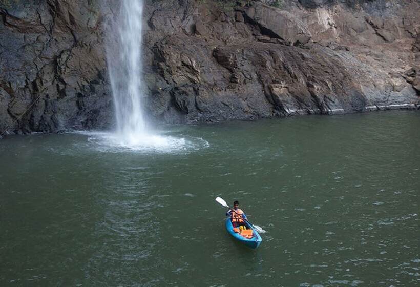 منتجع Nature Trails Dabhosa, Jawhar
