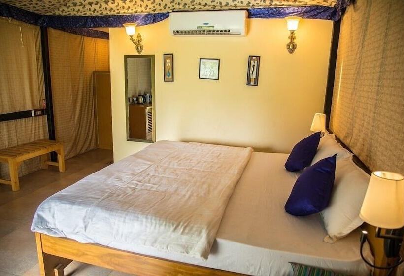 אתר נופש Nature Trails Kundalika, Kolad