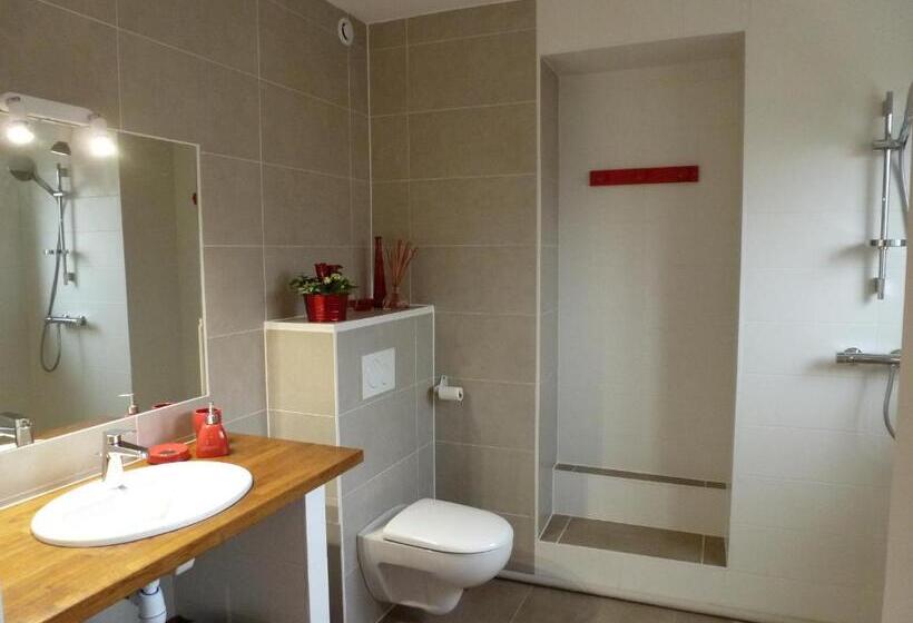 تختخواب و صبحانه Chambres D Hôtes Les Coquelicots