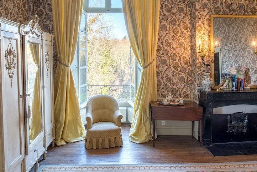 민박 Chateau De La Lande