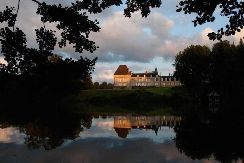민박 Chateau De La Lande