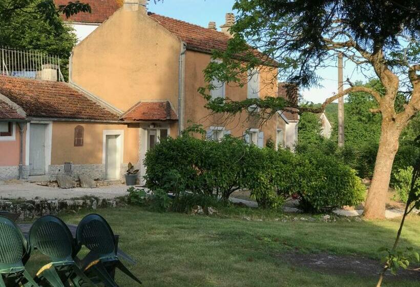 צימר Chenevières D En Haut