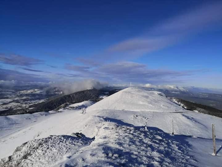 مبيت وإفطار Valreley, Chambres Et Table D Hôtes Eco Friendly Avec Bain Nordique Au Sud Du Massif Du Jura