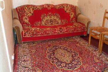 Guesthouse On Ordzhonikidze 18