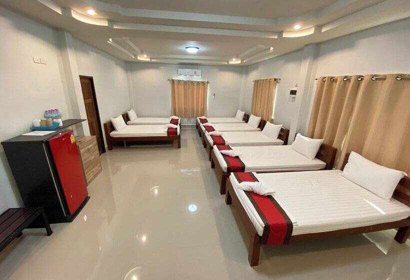 فندق Brown Andaman  Krabi