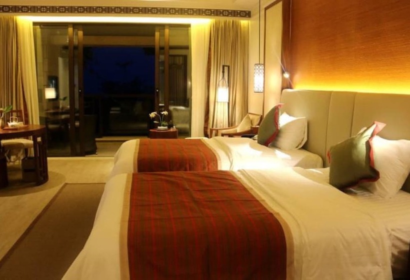 فندق Hainan Qizi Bay New Century Resort