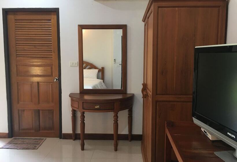 هتل Nahinlad Resort