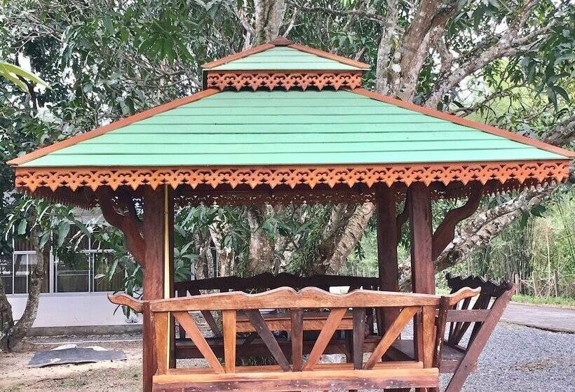 هتل Nahinlad Resort