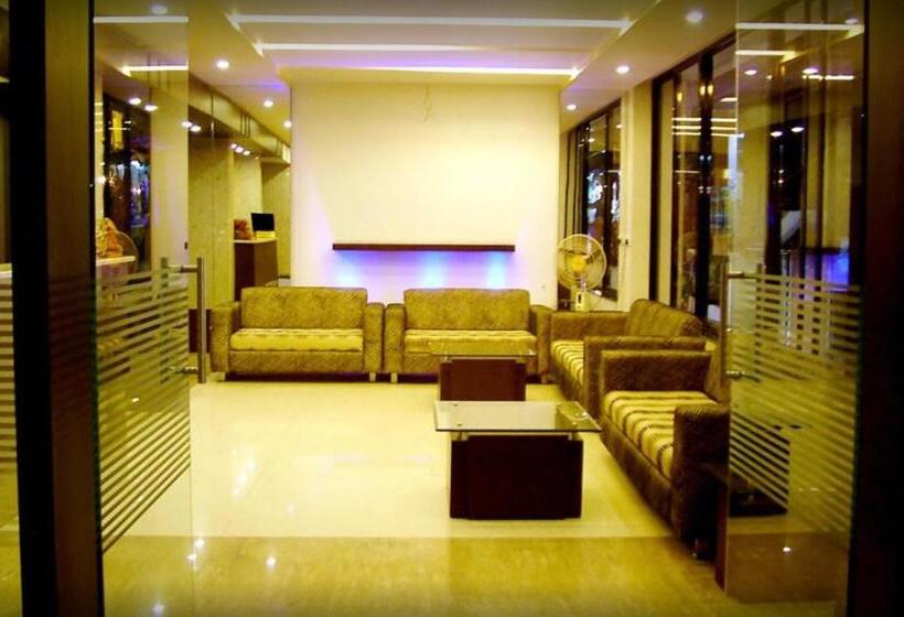 فندق Rajmandir