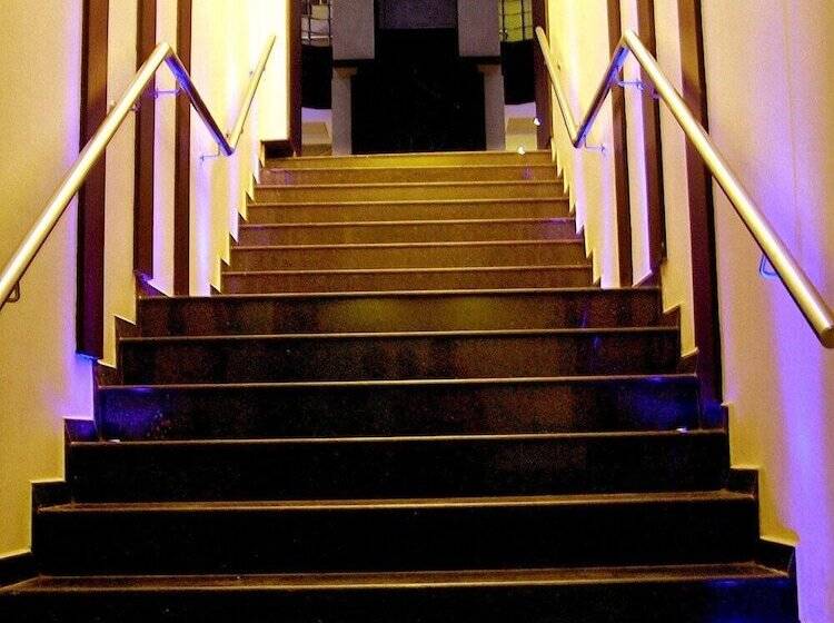فندق Rajmandir