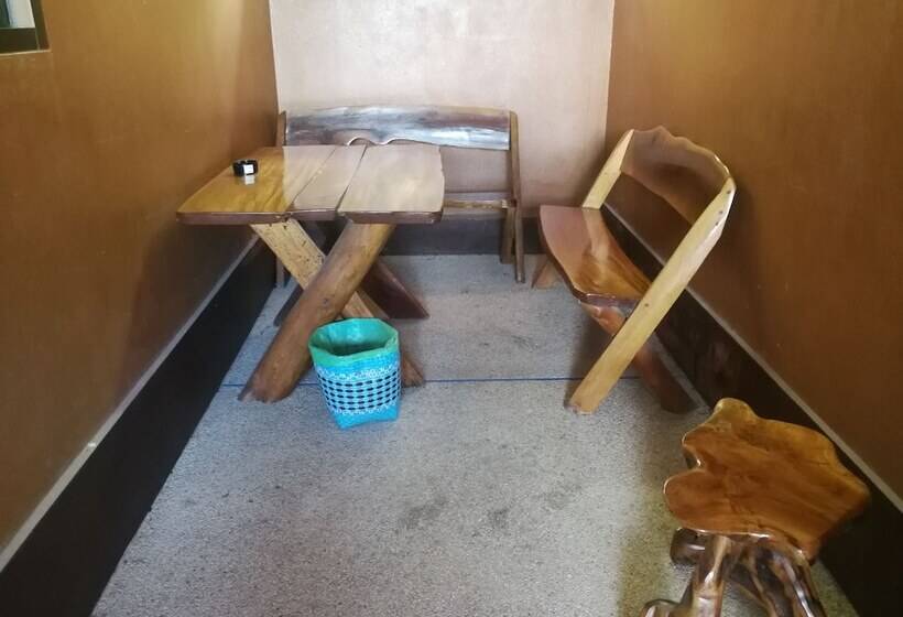 בית מלון כפרי Reurn Thai Resort Ratchaburi