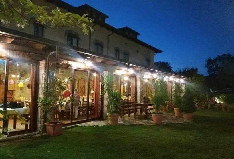 فندق ريفى Agriturismo Terra Nostra