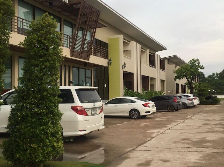 هتل S Family Residence