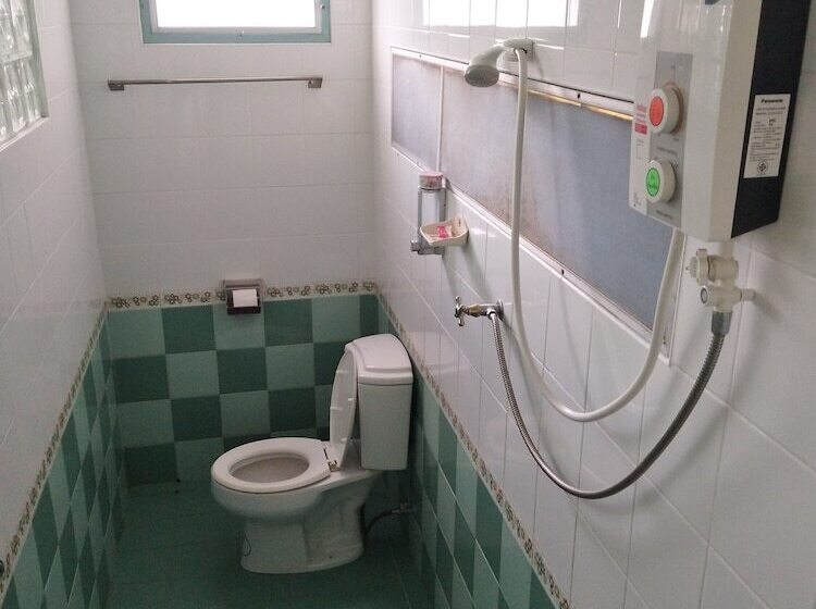 Отель Suwanalak Resort